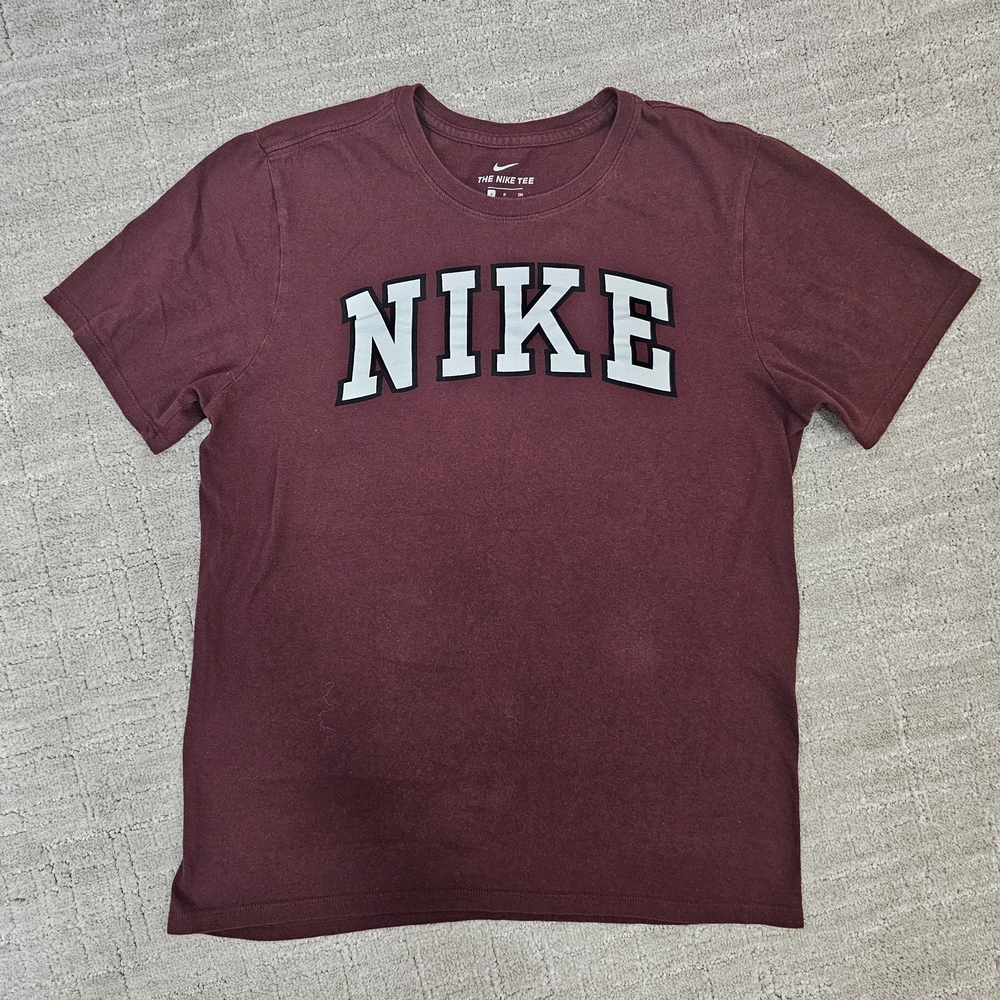 Nike Burgundy Short Sleeve Tee